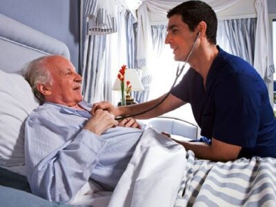 پرستاری از سالمند 90ساله در شهرک اکباتان