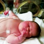عکس نوزاد تازه متولد شده در بیمارستان پرستار سلام